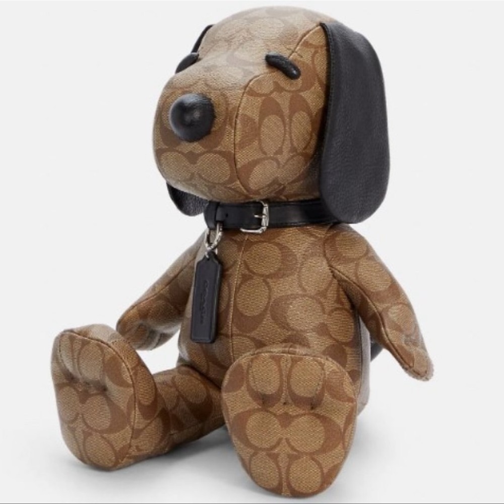 Coach x Peanuts Snoopy Doll